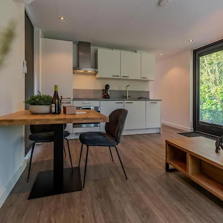 Vakantiehuis Forest With Jacuzzi 2 Persons #740